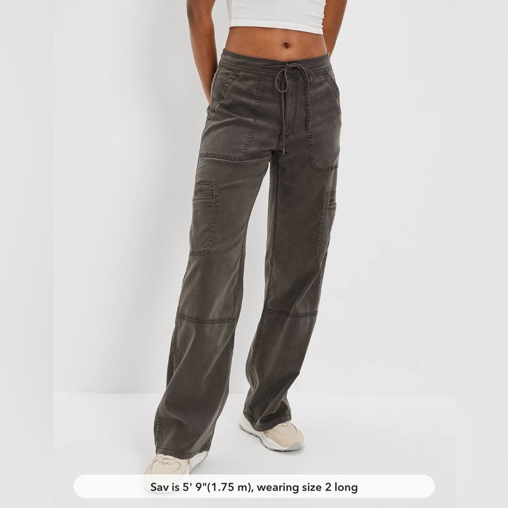 AE Dreamy Drape Stretch Baggy Wide-Legged Cargo Pant - Grey - Size 2